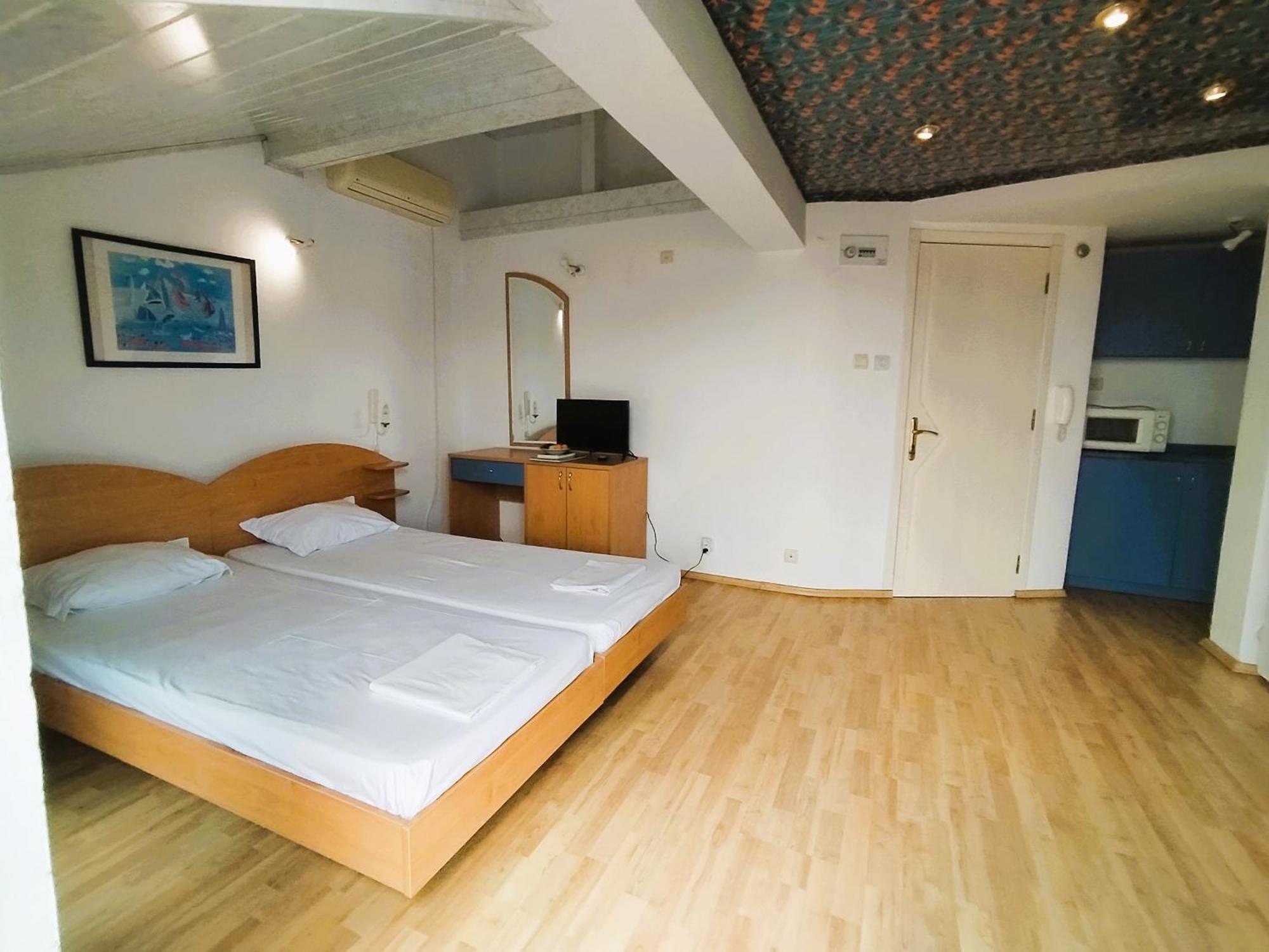 Lira Sto Apartments بوموري المظهر الخارجي الصورة